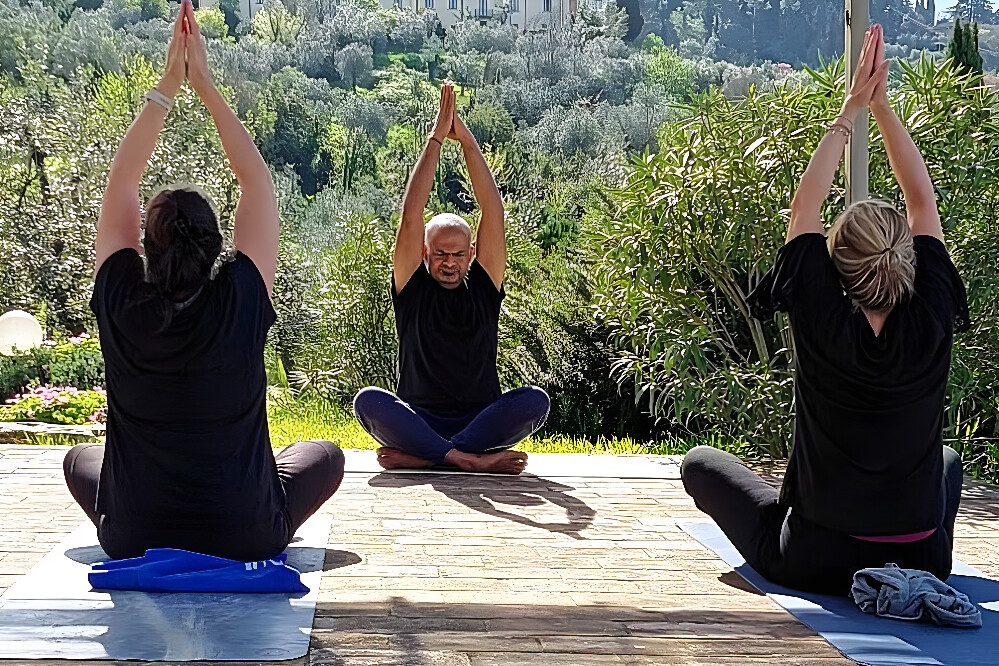 Imersão de Yoga e Colheita de Azeitona de 7 Dias: Quinta de Oliveiras na Toscana, Itália 21