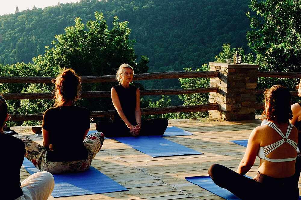 Retiro de 7 Dias de Descanso e Consciência com Yoga Nidra e Meditação na Grécia 10
