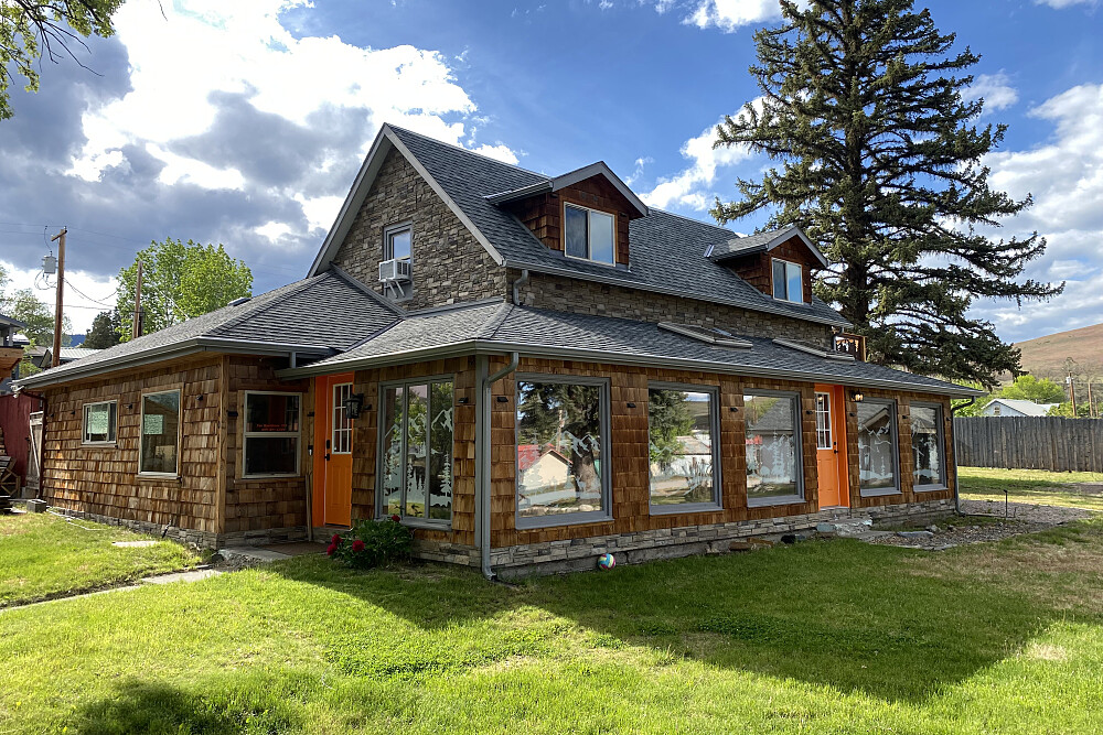 7 Day Yoga, Healing, and Hot Springs Retreat in Montana, US 2