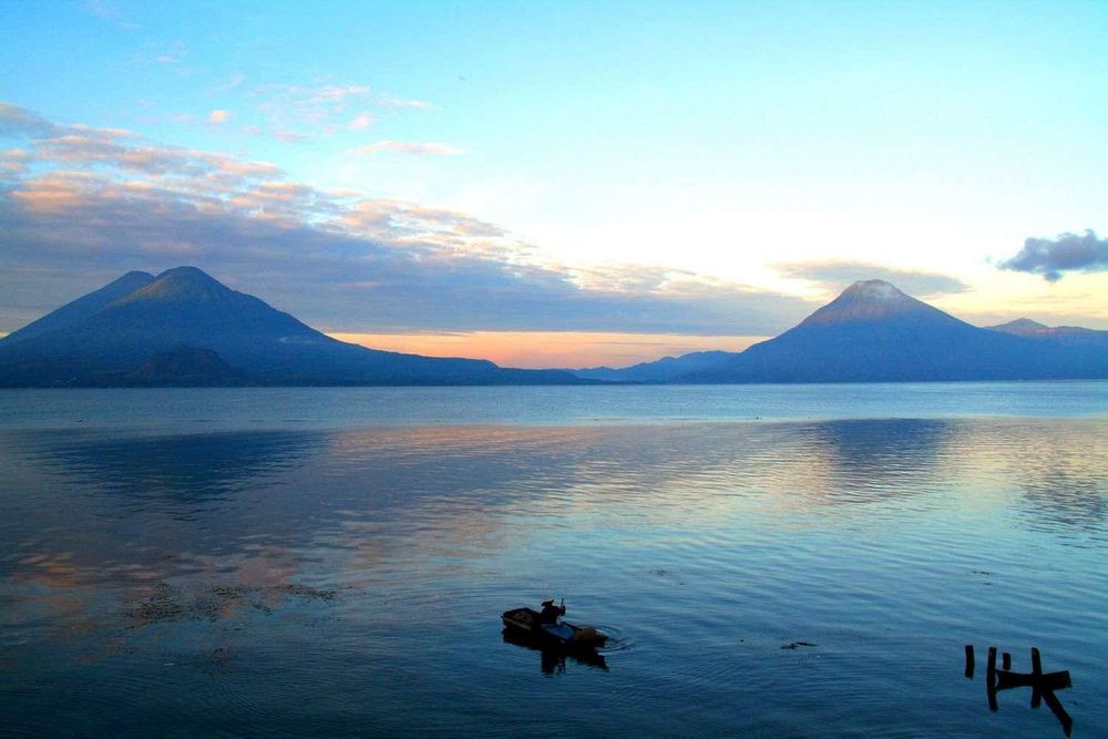 8 Day 50 Hour Prenatal&Postnatal Yoga Teacher Training, Guatemala 3