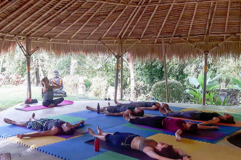 8-daagse bestverkochte surf- en yogaretraite in Mondo Village, Bali 6