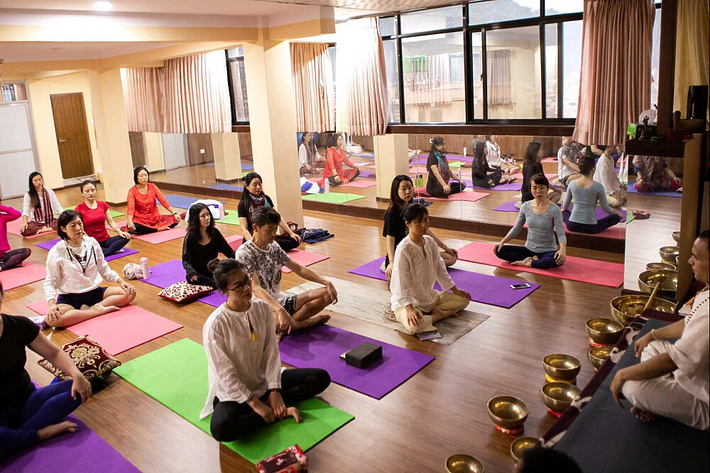 Retiro espiritual de 8 dias de ioga, meditação e mosteiro no Nepal 14