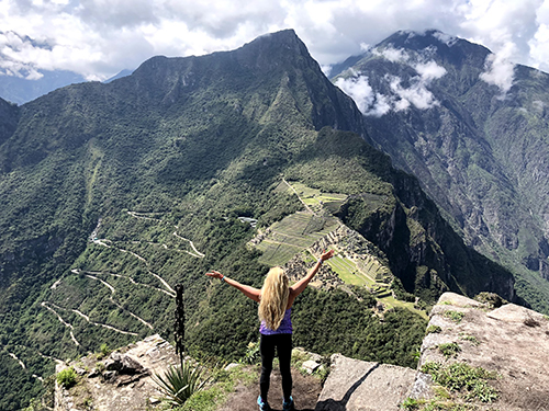 Retiro de yoga, aventura y senderismo solo para mujeres de 8 días en Perú 6