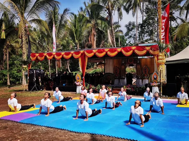 18 Day Reconnect with Your Inner Voice Spirituality, Culture, and Yoga Retreat in Bali, Indonesia 3