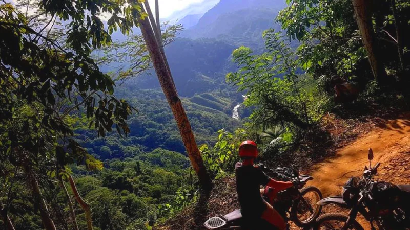 6 Day Sand and Dunes Epic Guided Motorbike Tour in Colombia